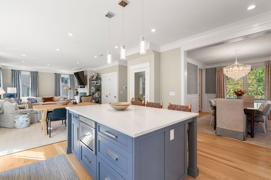 46 Landseer St