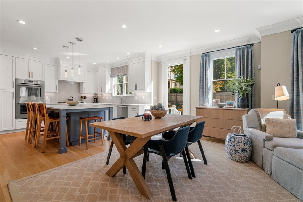 46 Landseer St