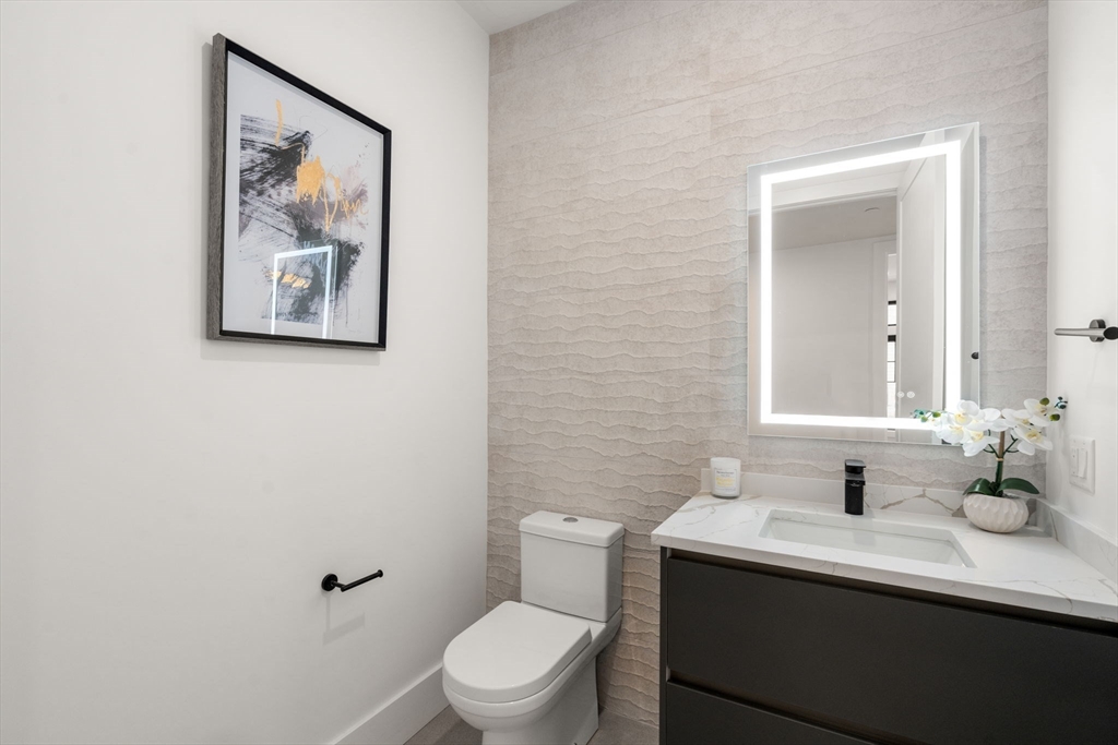 55 Green Street # 1