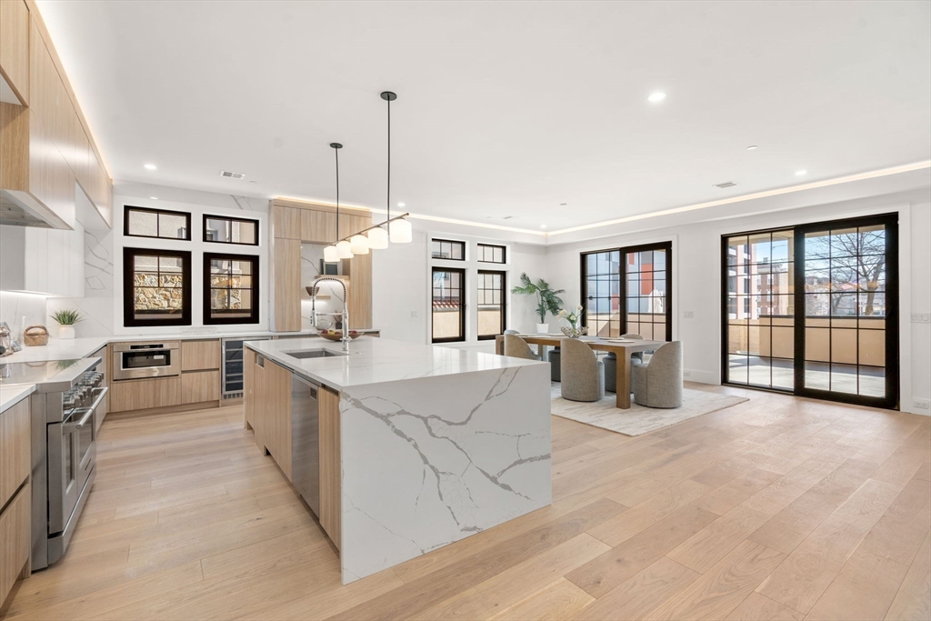 55 Green Street # 1