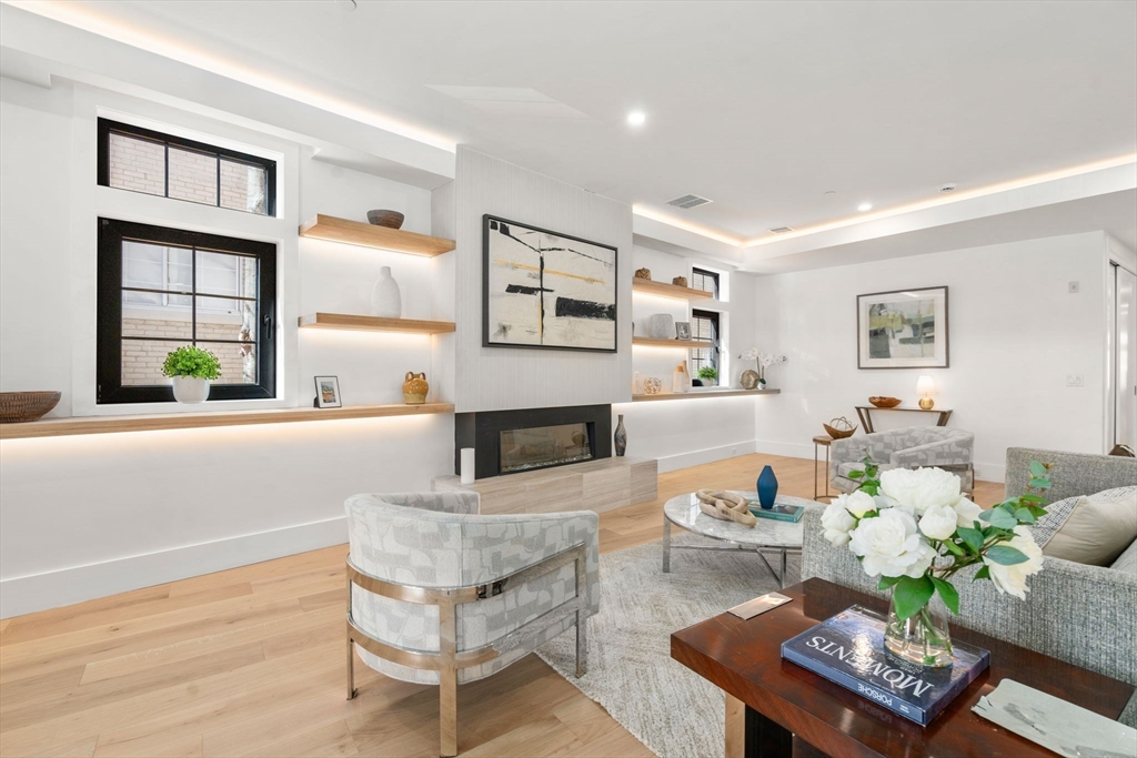 55 Green Street # 1
