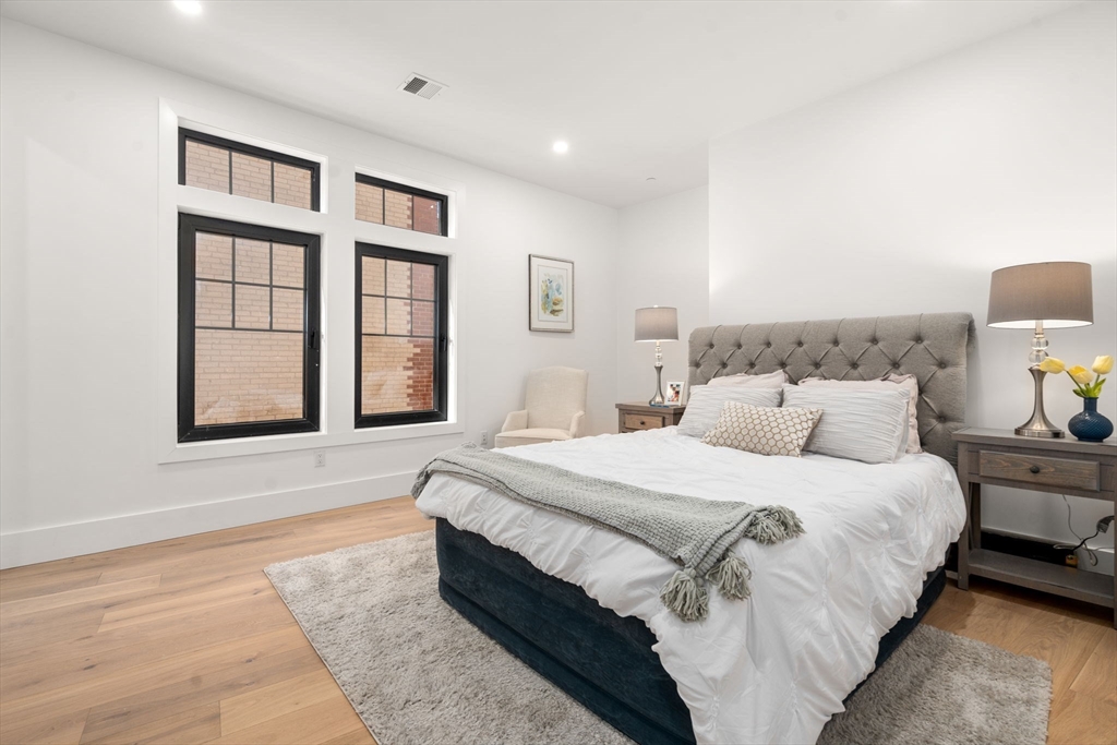 55 Green Street # 1