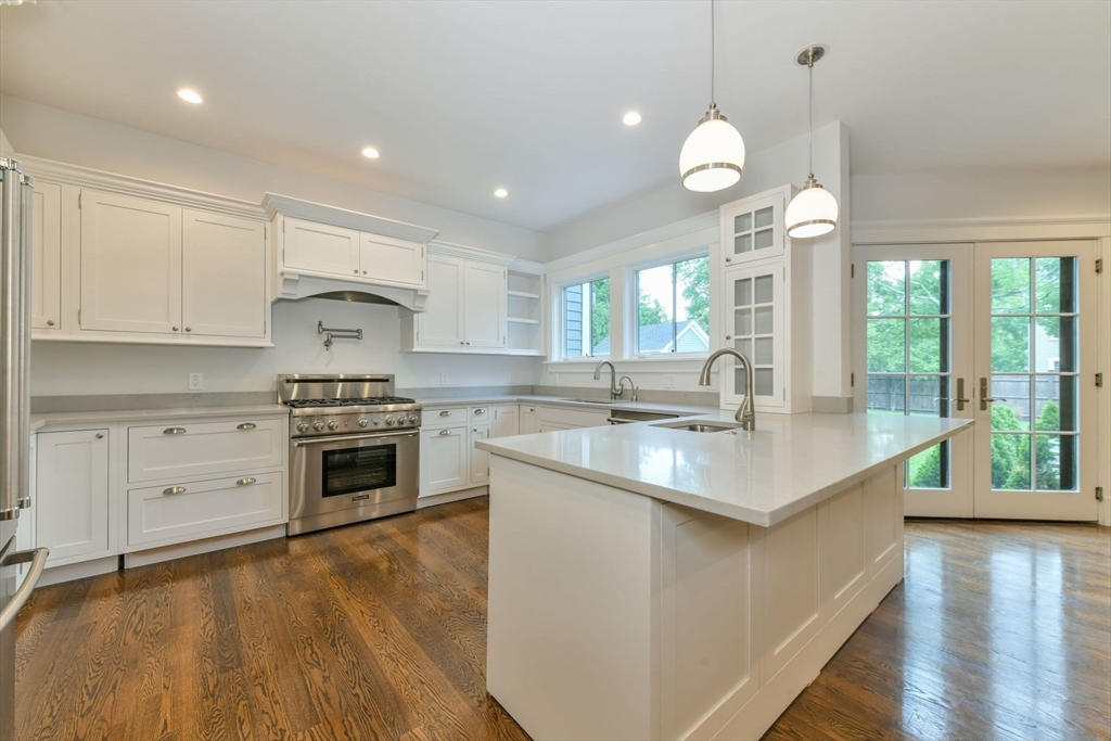 28 Sumner # 28