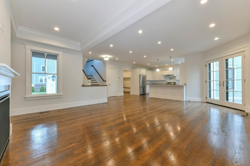 28 Sumner # 28