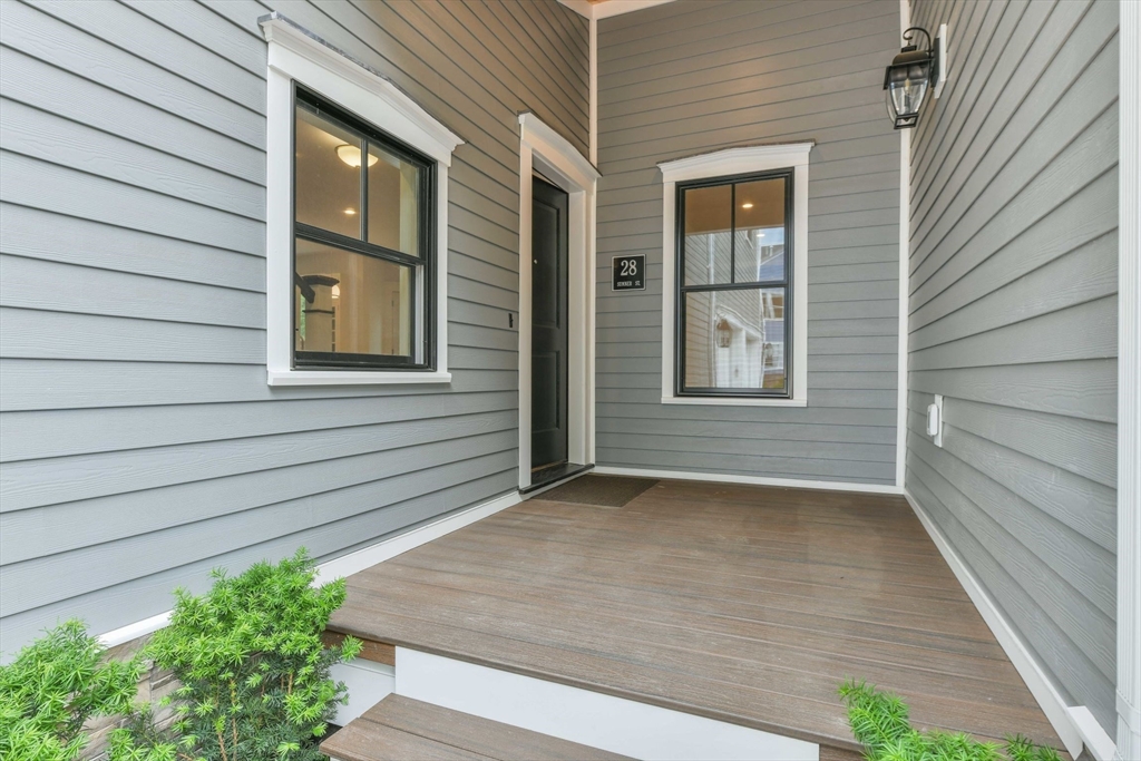 28 Sumner # 28