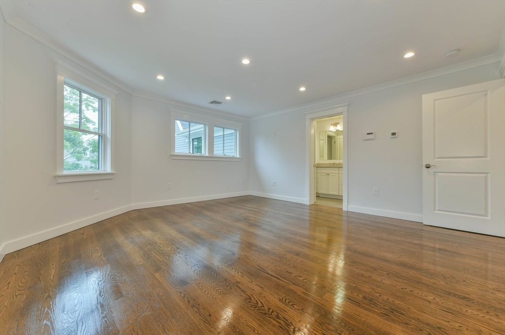 28 Sumner # 28