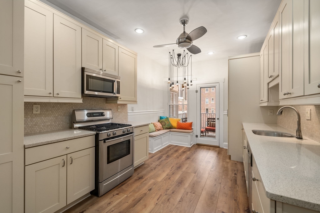 76 Marshal St # 2