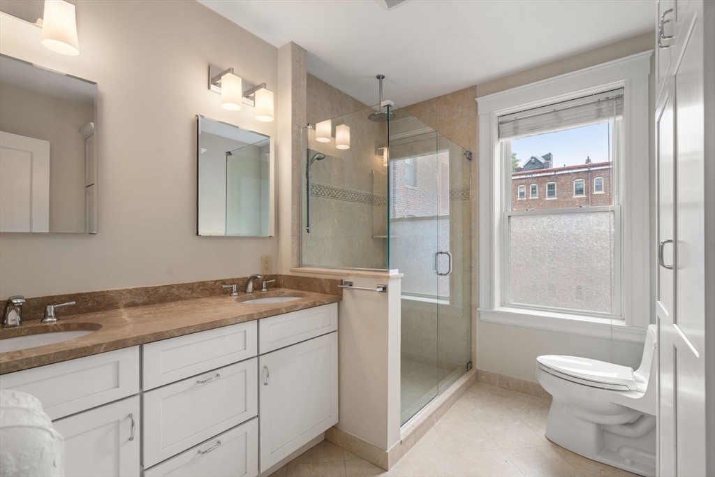 76 Marshal St # 2