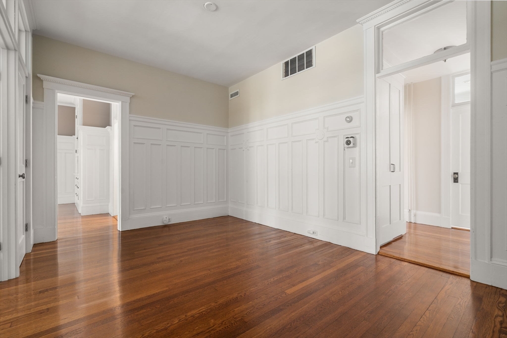76 Marshal St # 2