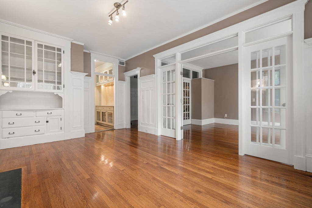 76 Marshal St # 2