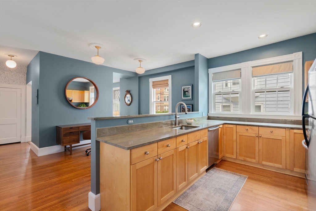 16 Colliston Rd # 1