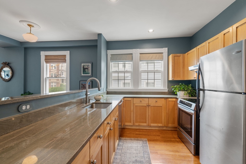 16 Colliston Rd # 1