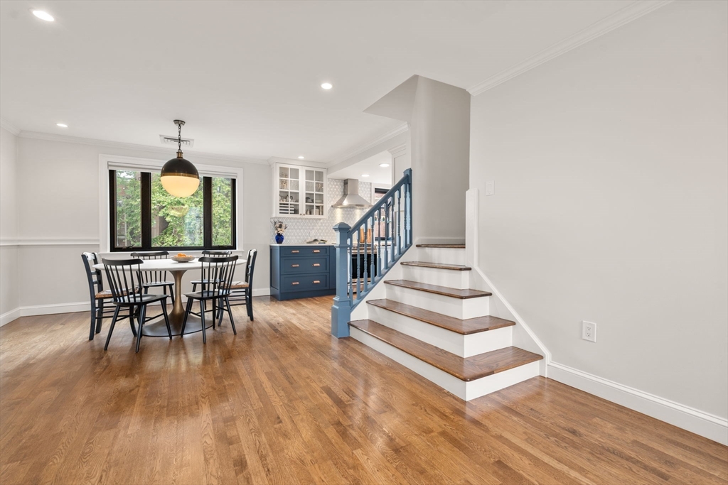 28 Parkman St # 4