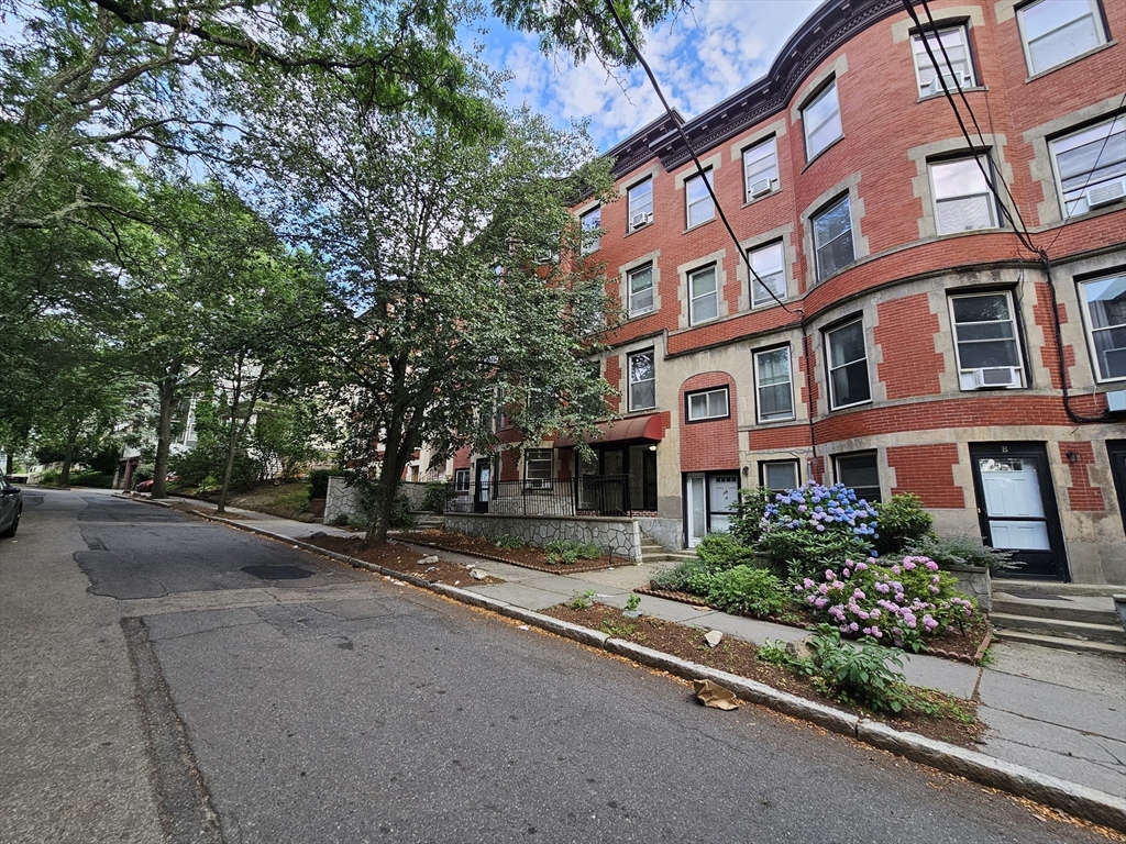 15-17 University Rd # 26