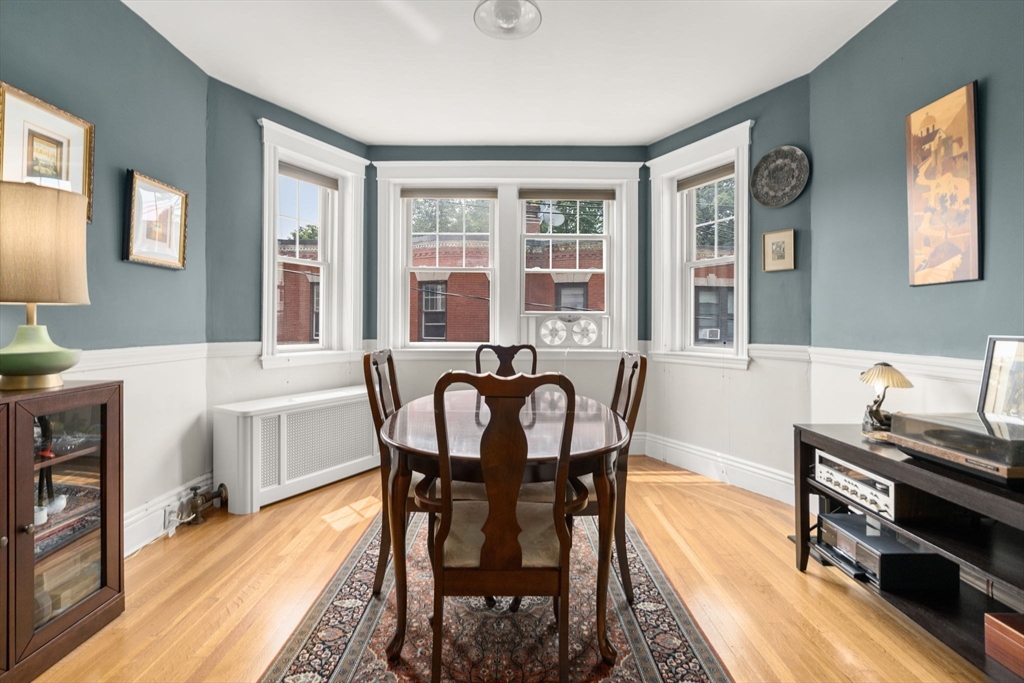 5 Colliston Rd # 4 Unit: 5-4