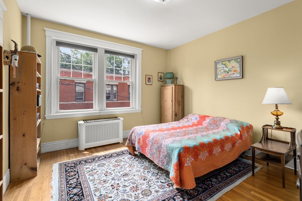 5 Colliston Rd # 4 Unit: 5-4