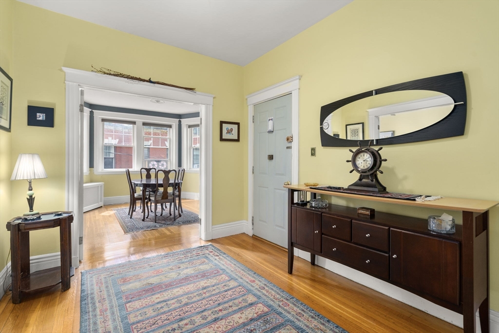 5 Colliston Rd # 4 Unit: 5-4