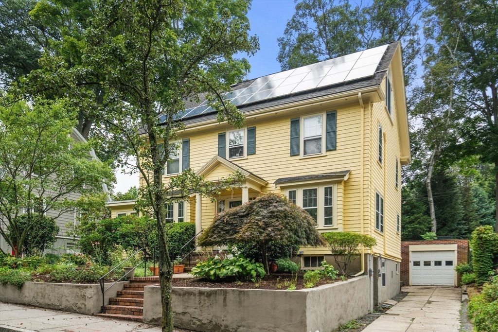 9 Greenough St