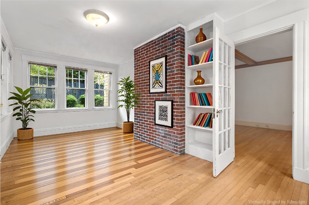 9 Greenough St