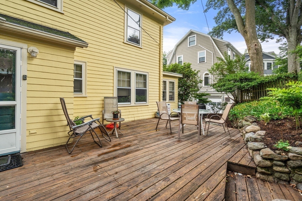 9 Greenough St
