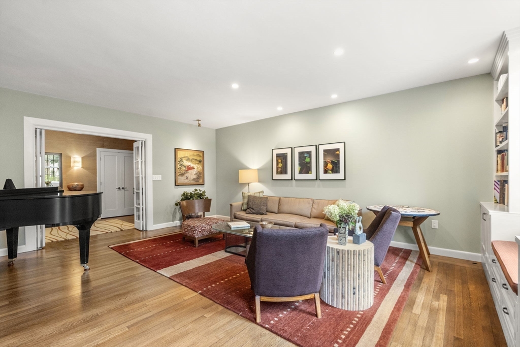 17 James St # 1