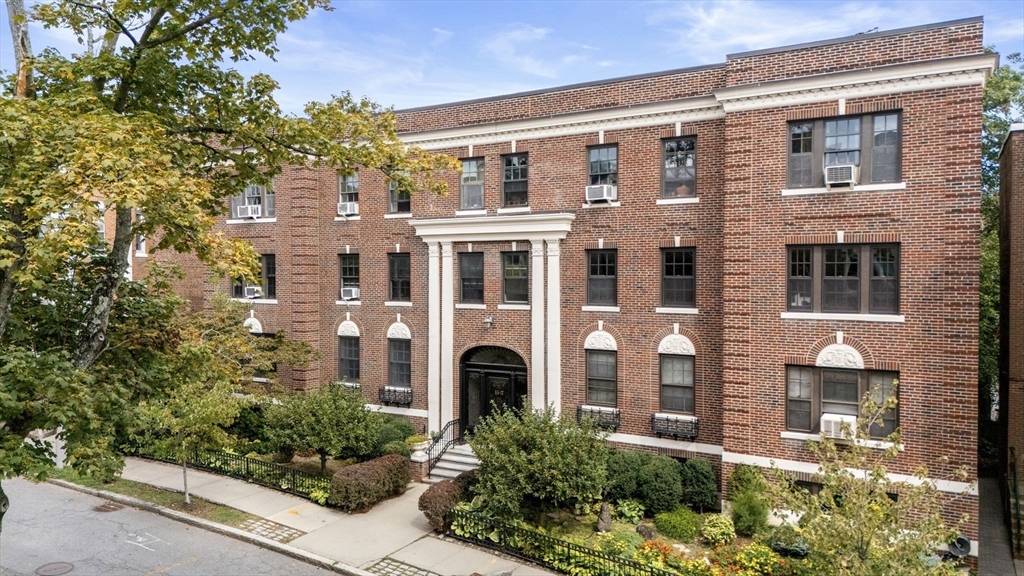 17 James St # 1