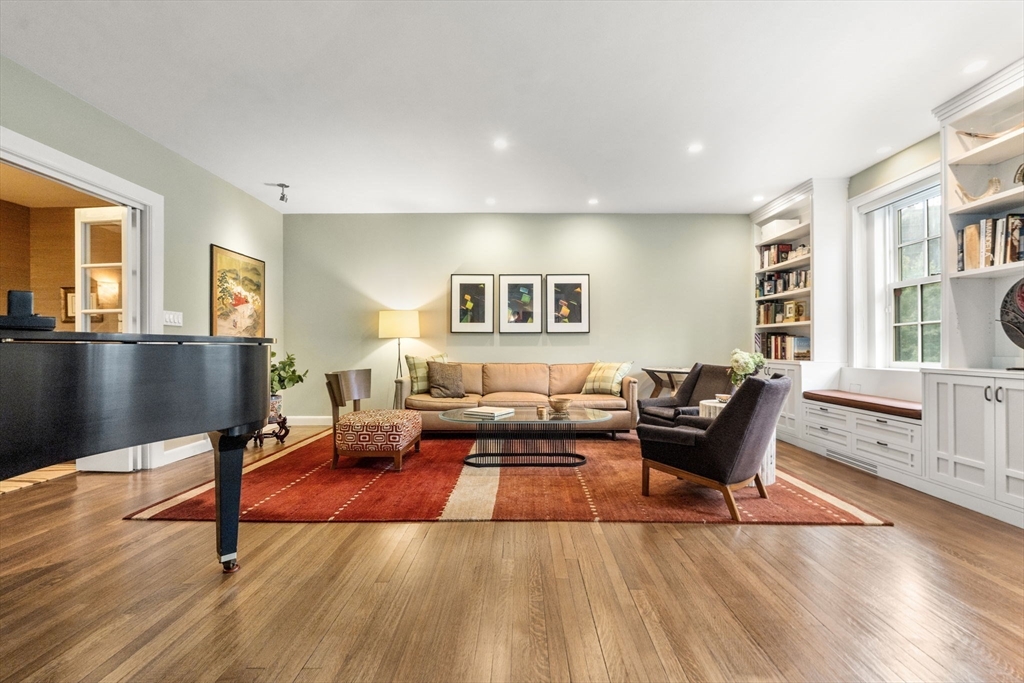 17 James St # 1