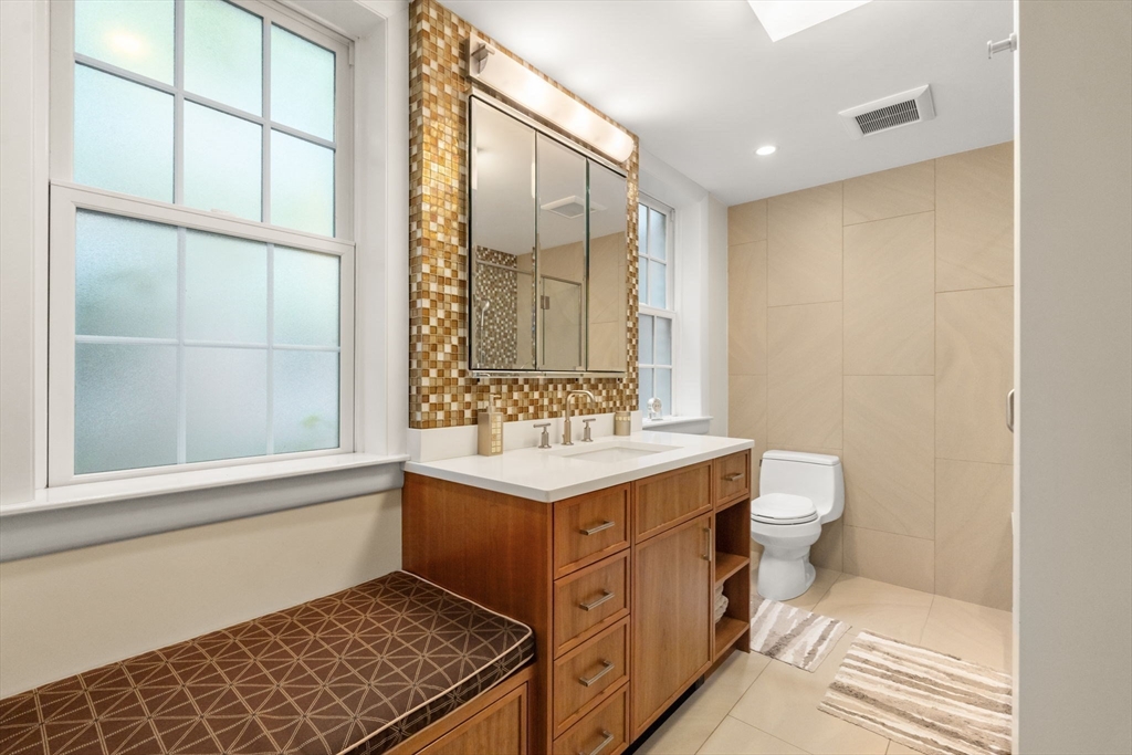 17 James St # 1