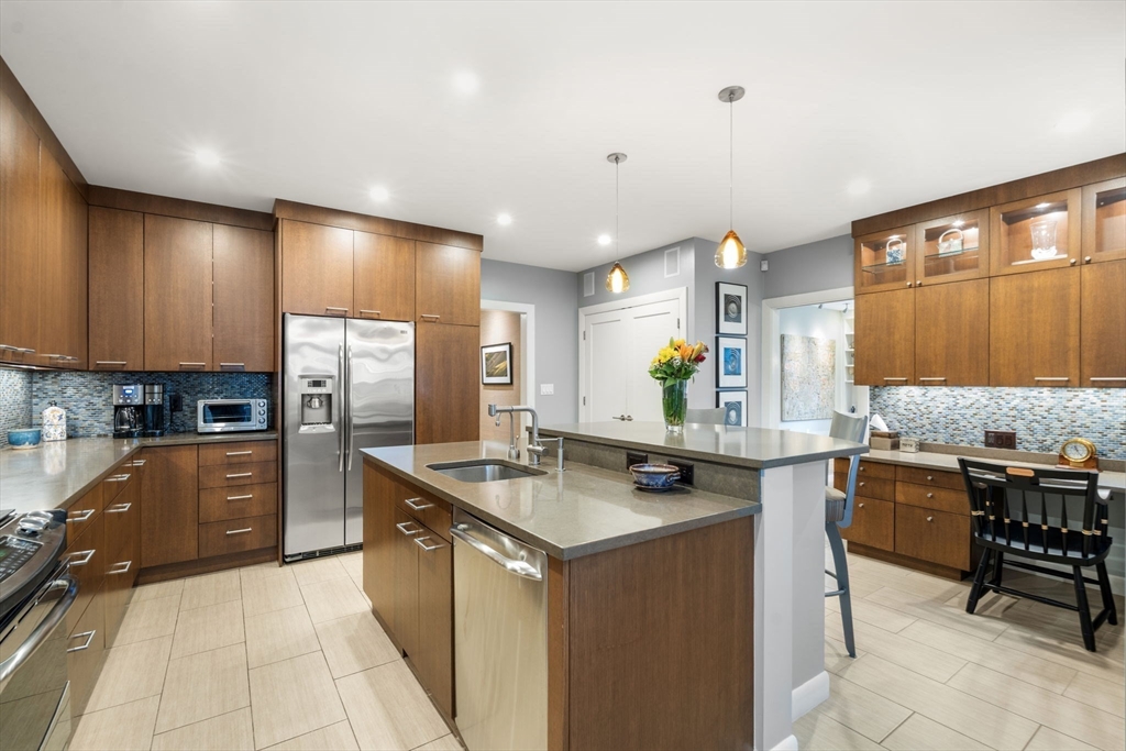 17 James St # 1