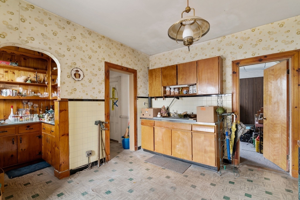 188-190 Adams St