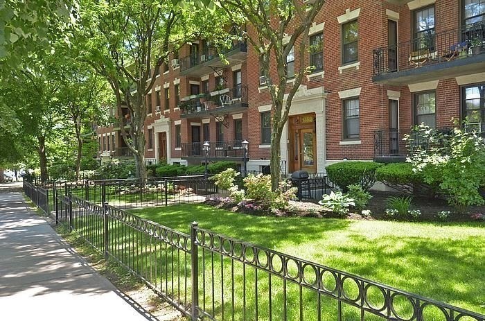1758 Commonwealth Ave # 12