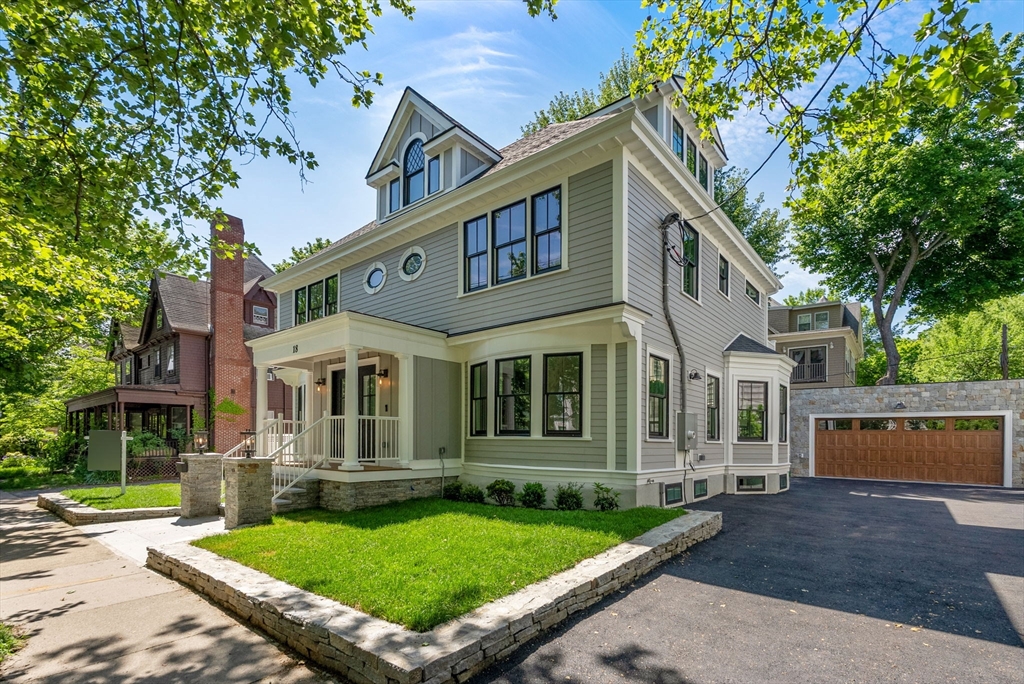 18 Naples Rd