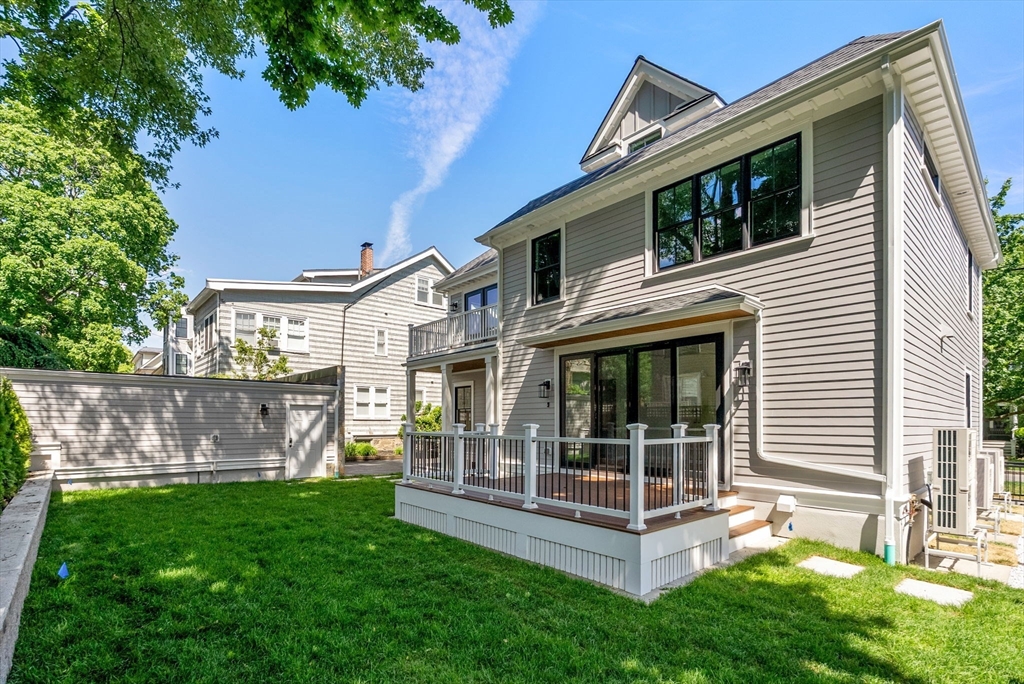 18 Naples Rd