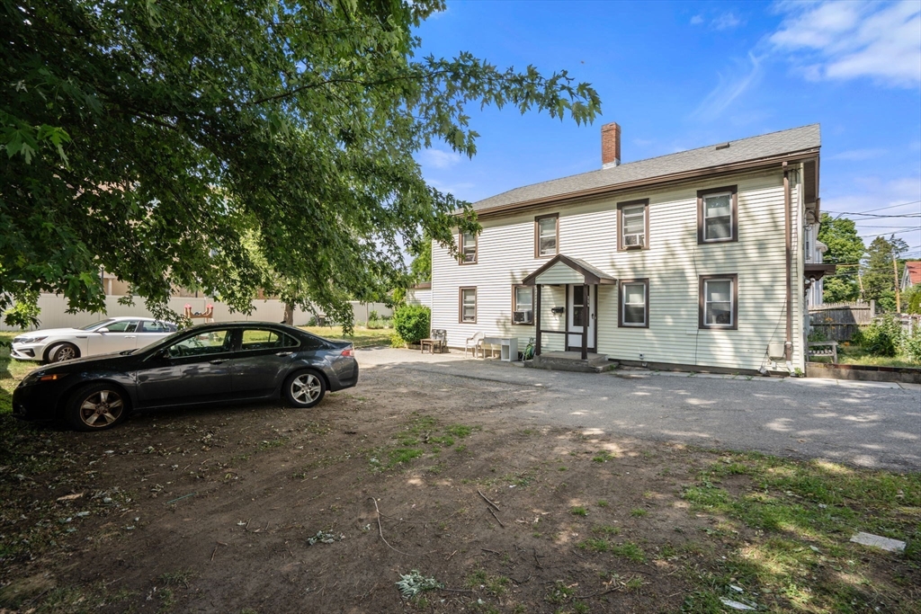 35 Middle St