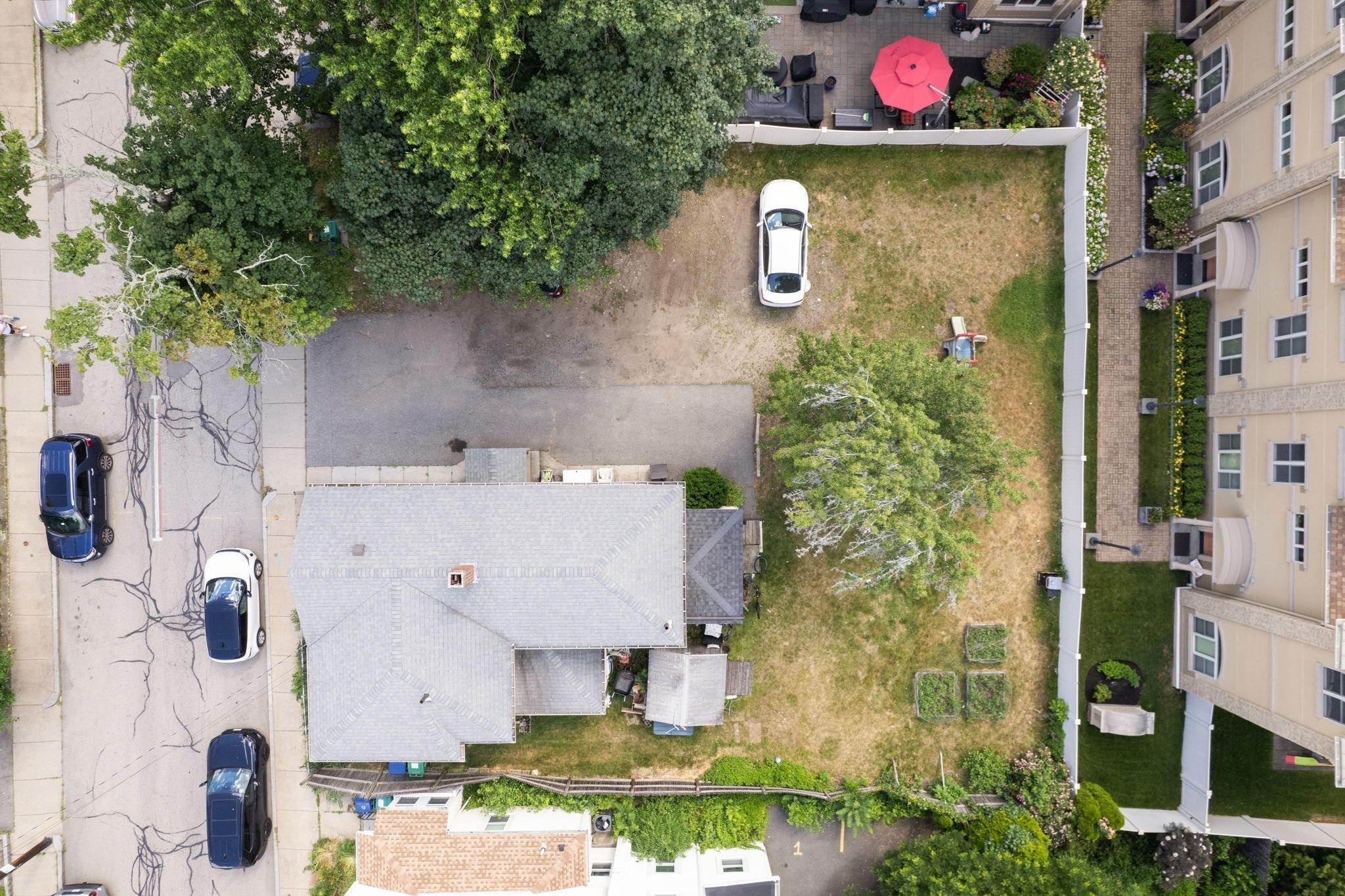 35 Middle St