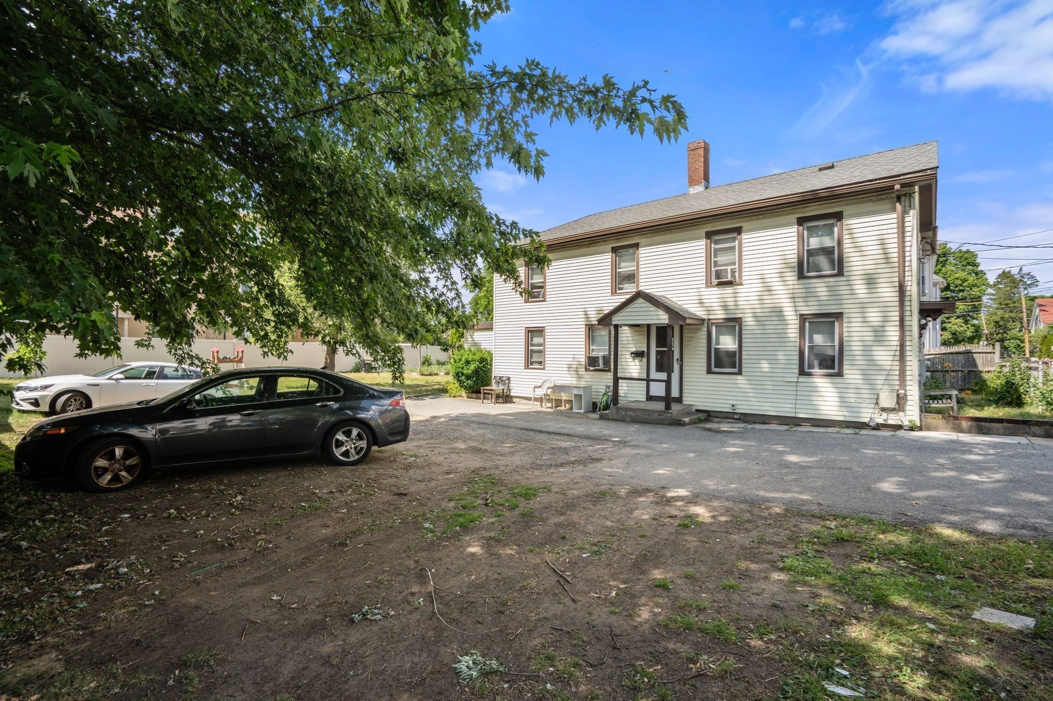 35 Middle St