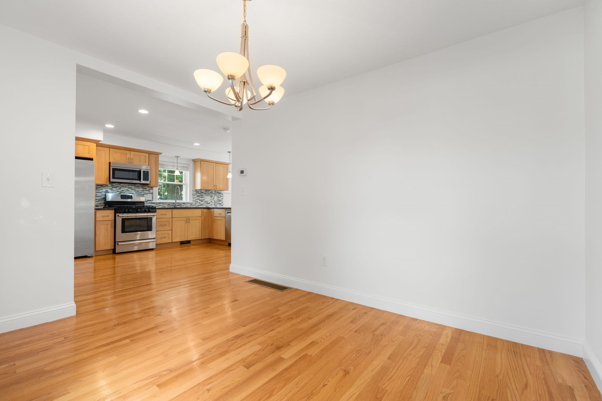 12 Lancaster Rd