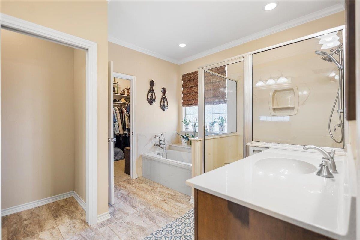 4789 Sunrise Dr.