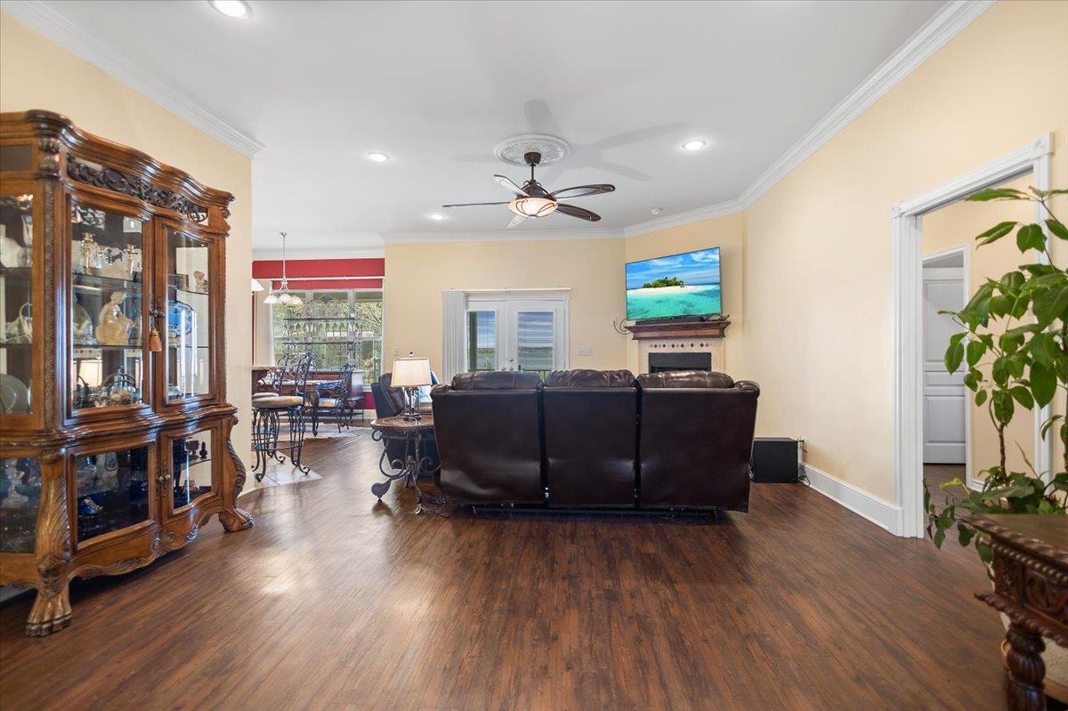 4789 Sunrise Dr.