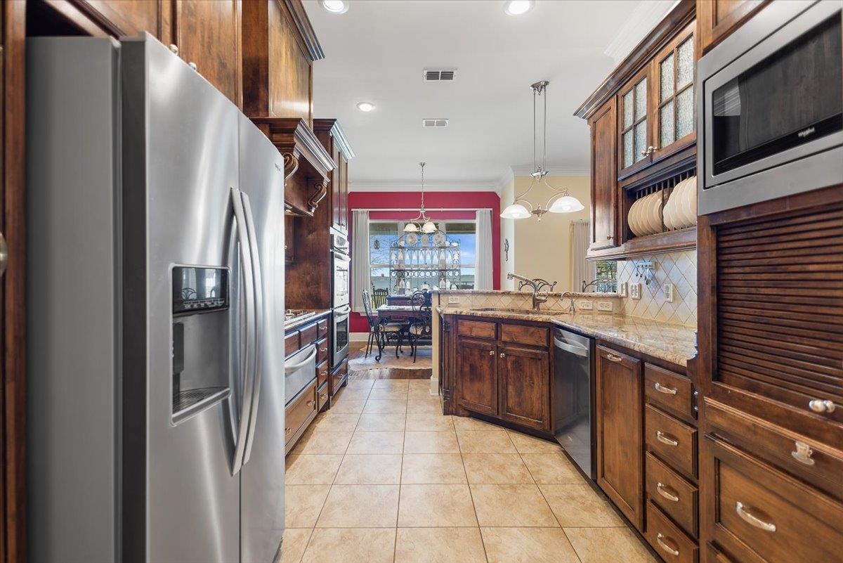 4789 Sunrise Dr.