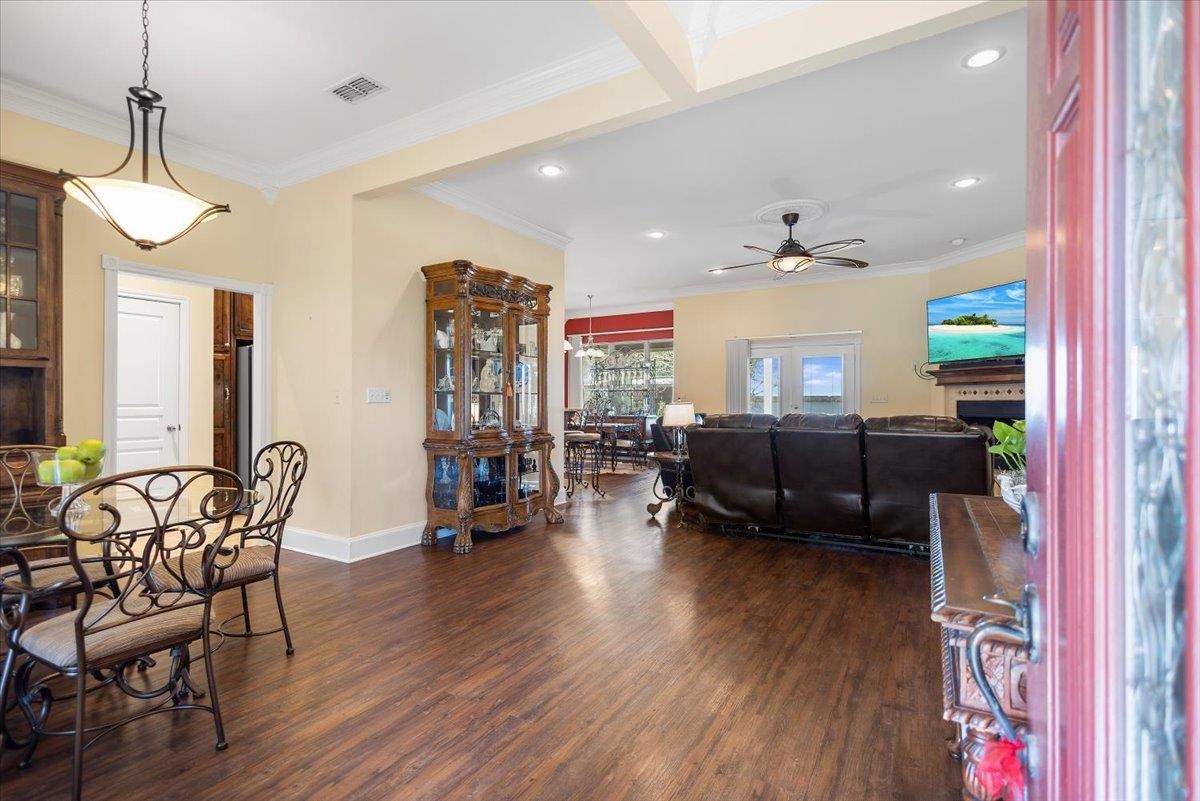 4789 Sunrise Dr.