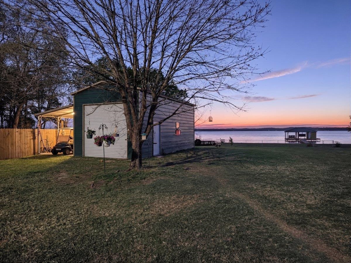 4789 Sunrise Dr.