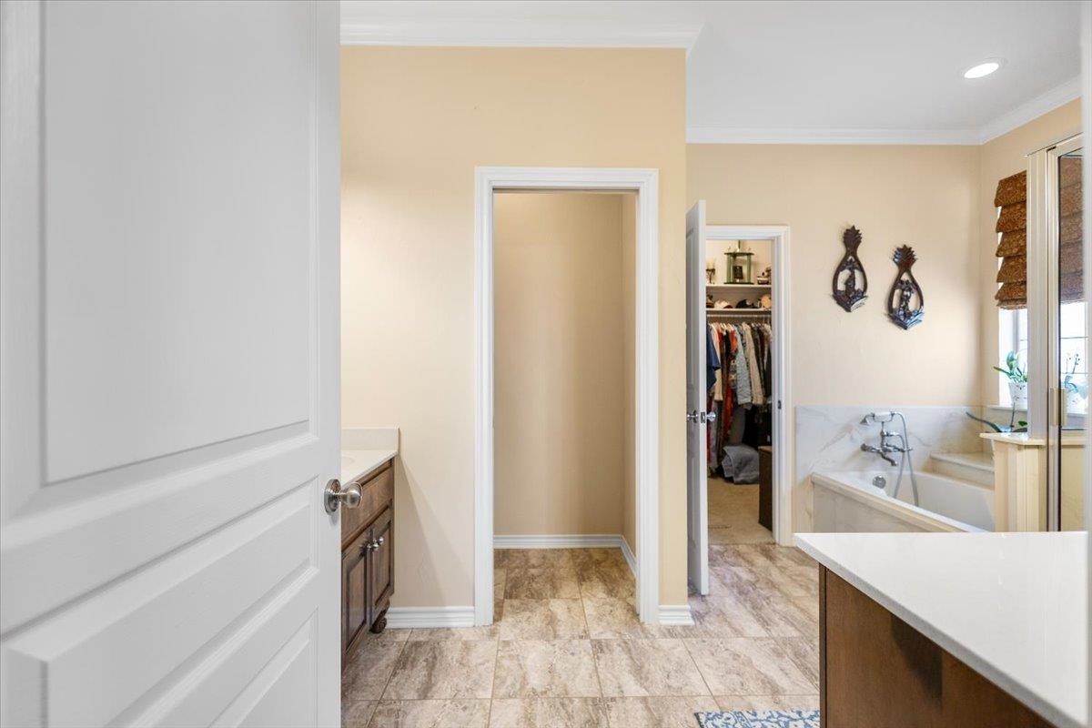 4789 Sunrise Dr.