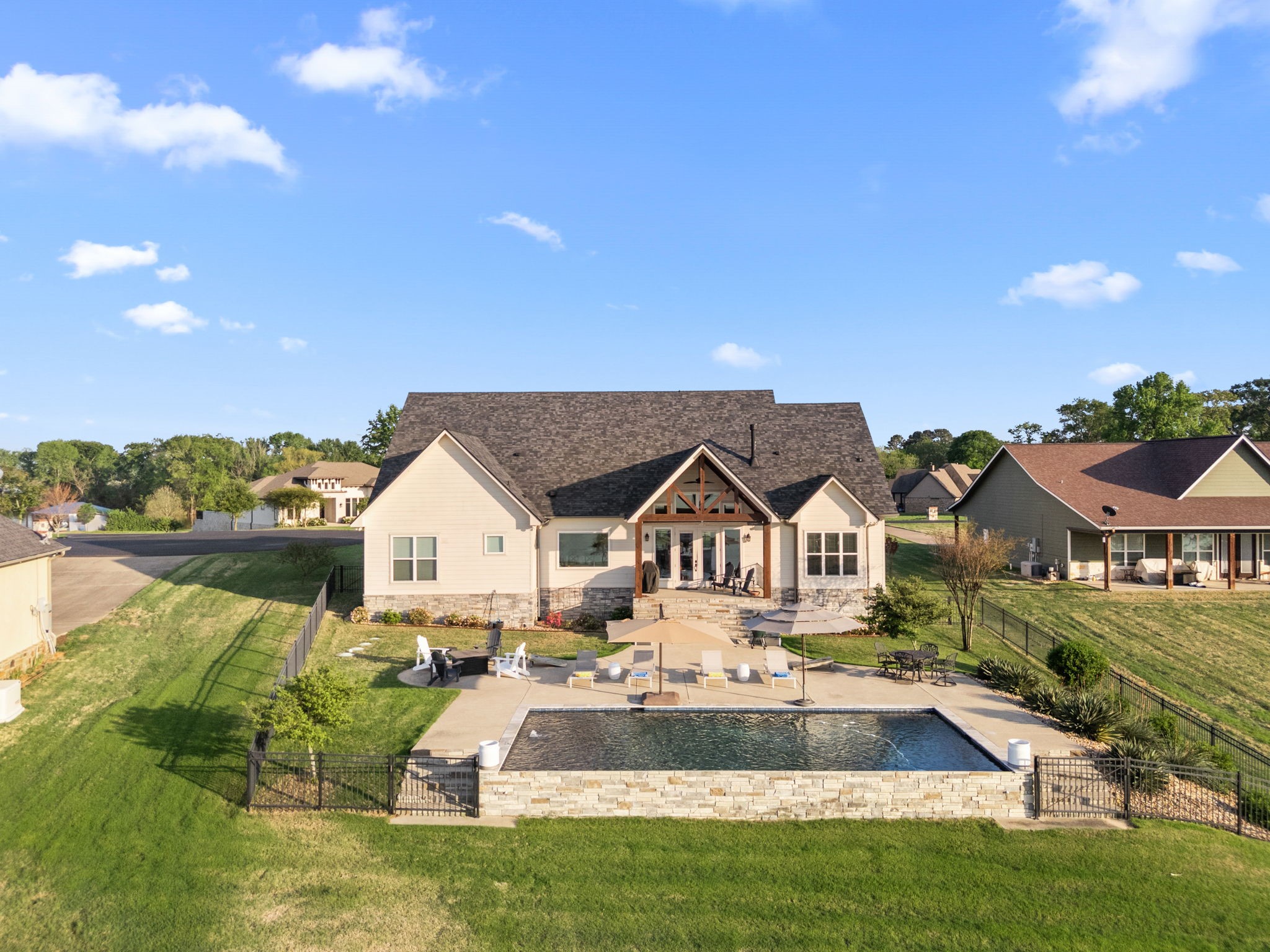 10750 Windrock Drive