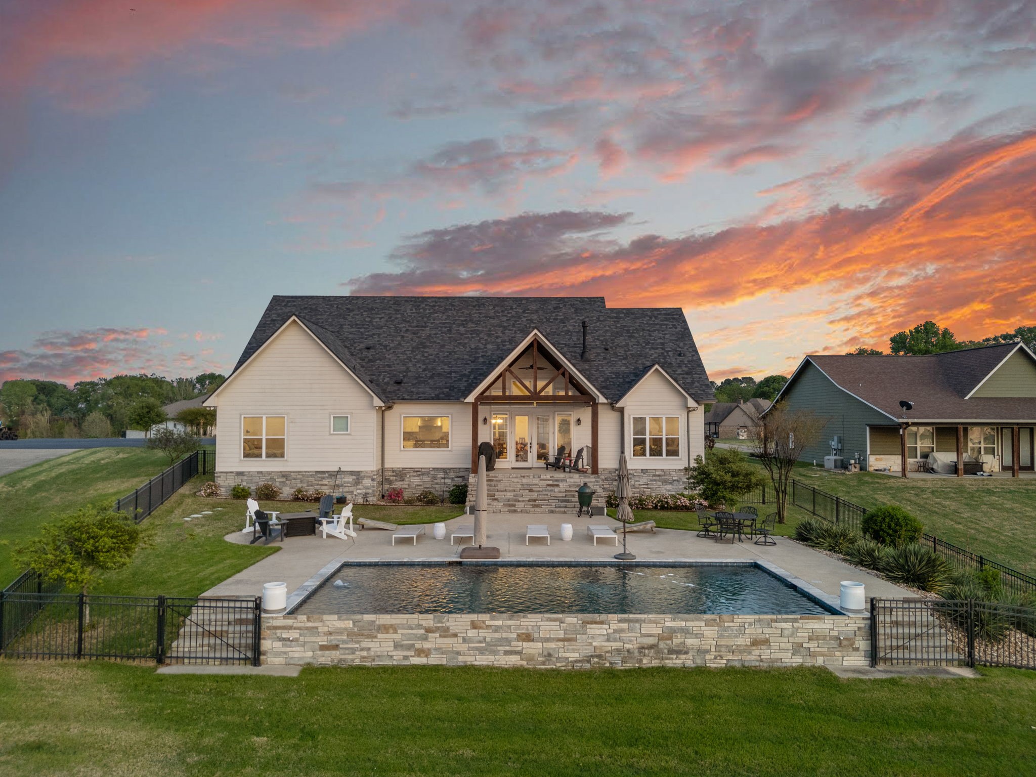 10750 Windrock Drive