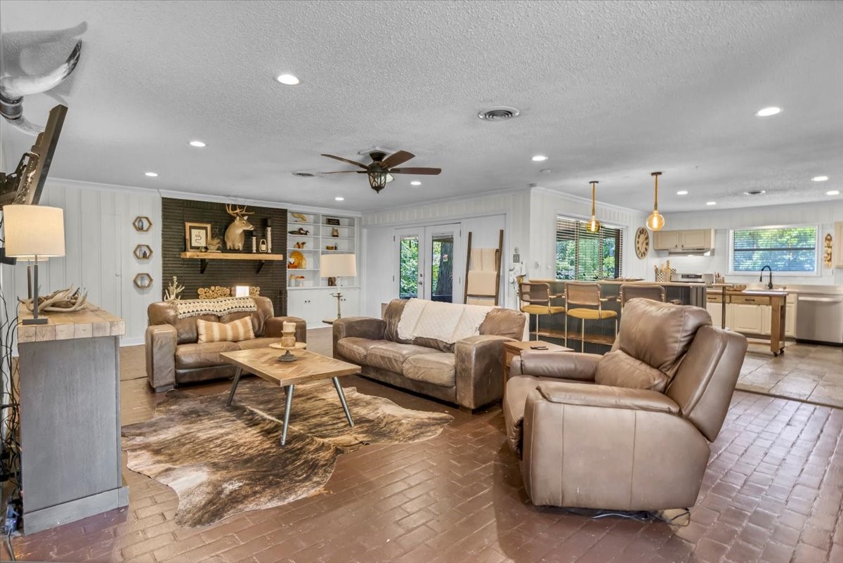 1709 Okeefe Road