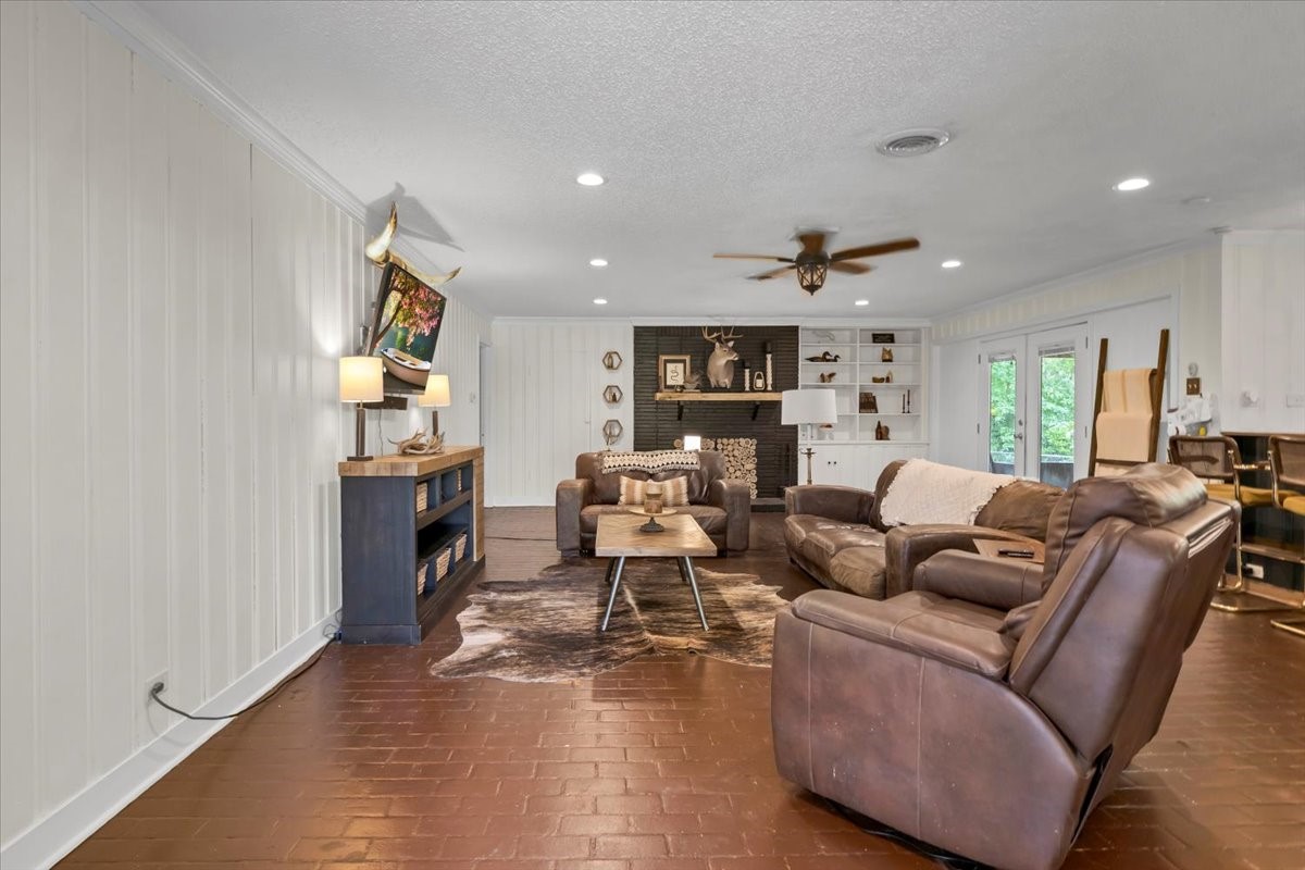 1709 Okeefe Road