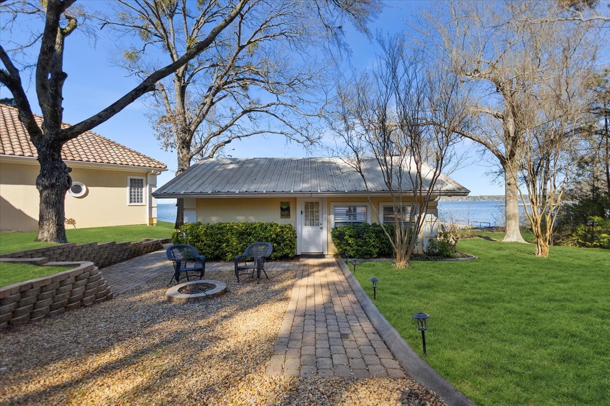 24901 County Road 4117 14