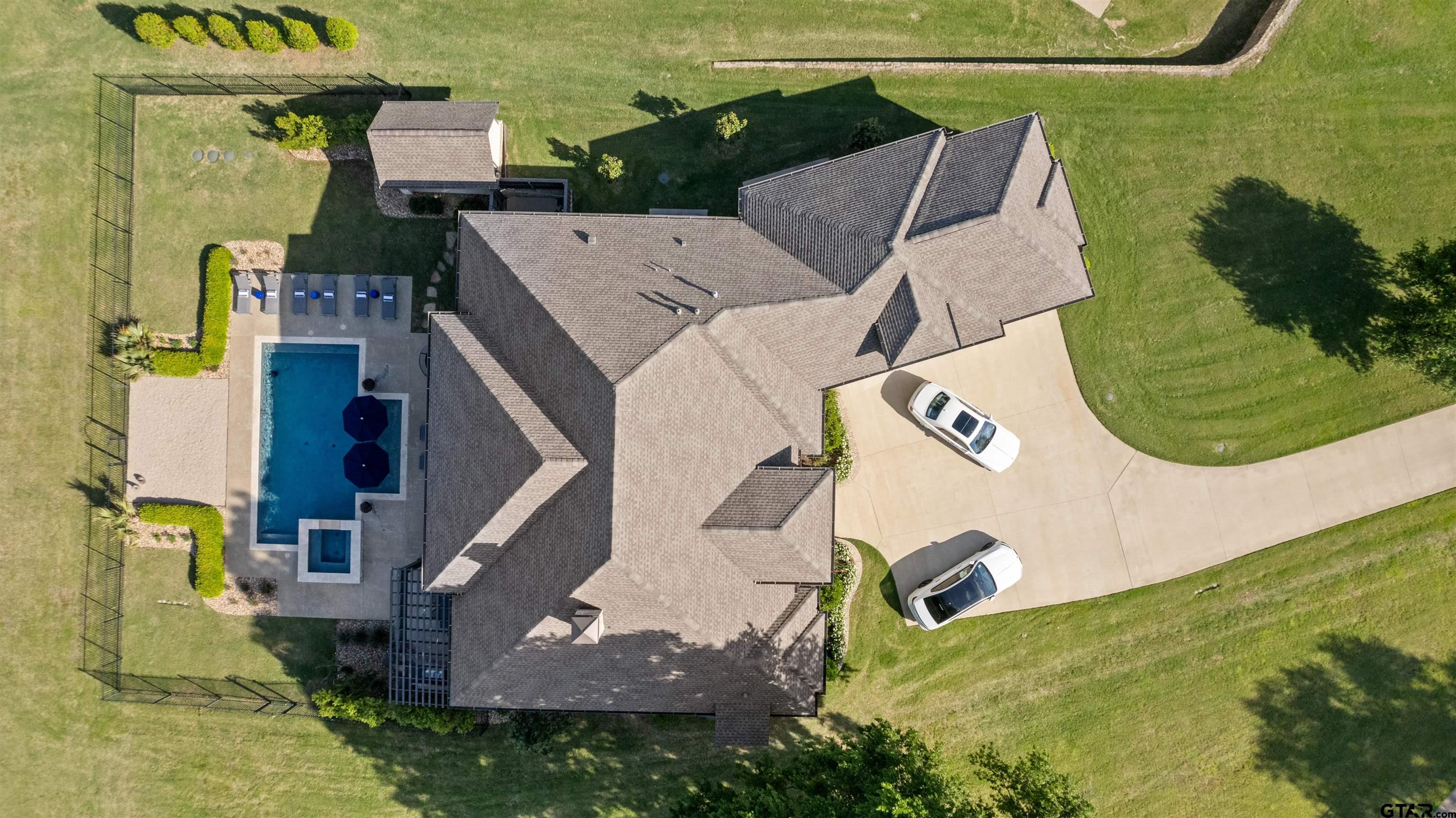 10701 Windrock