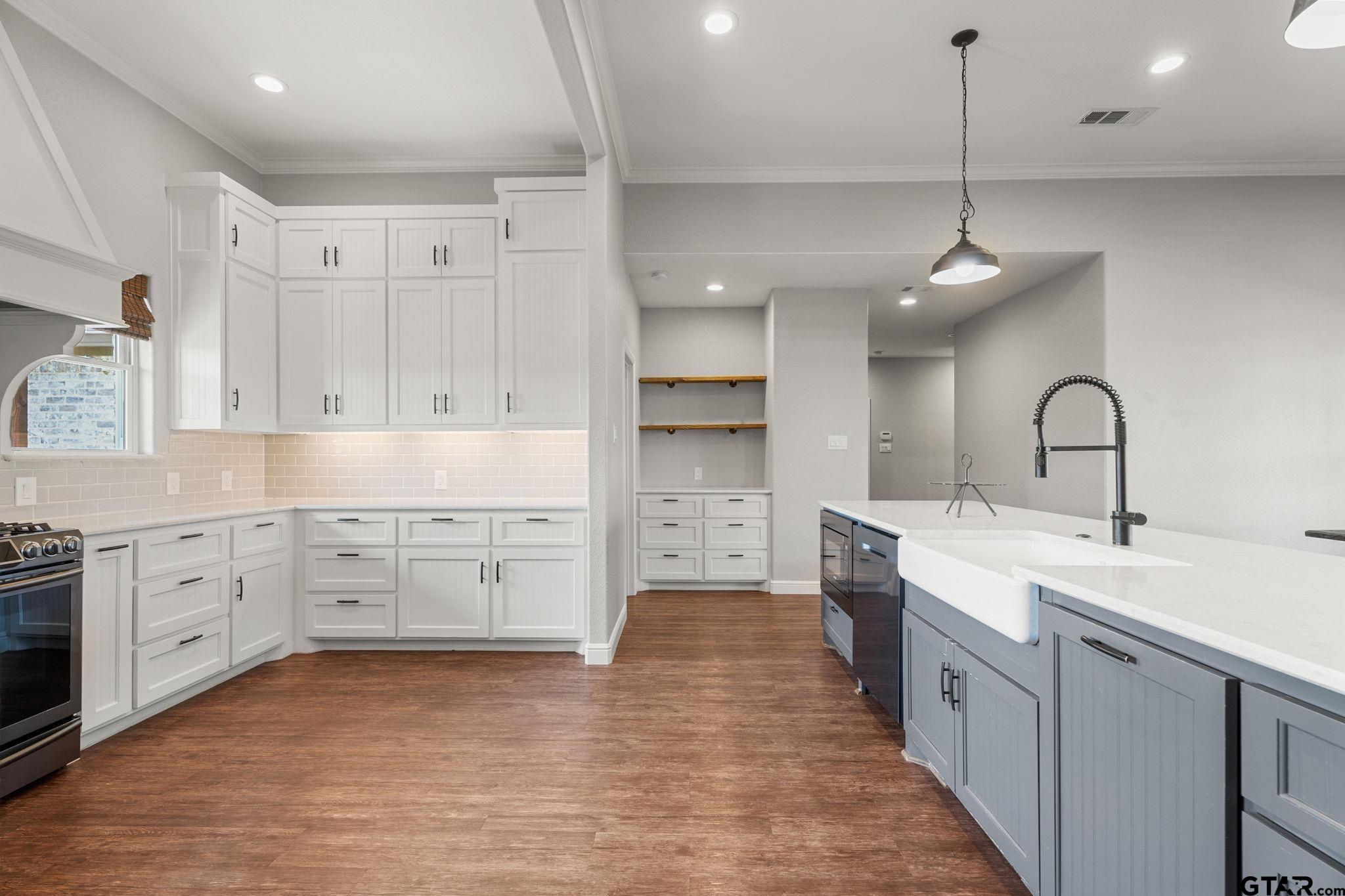 299 VZ COUNTY ROAD 2163